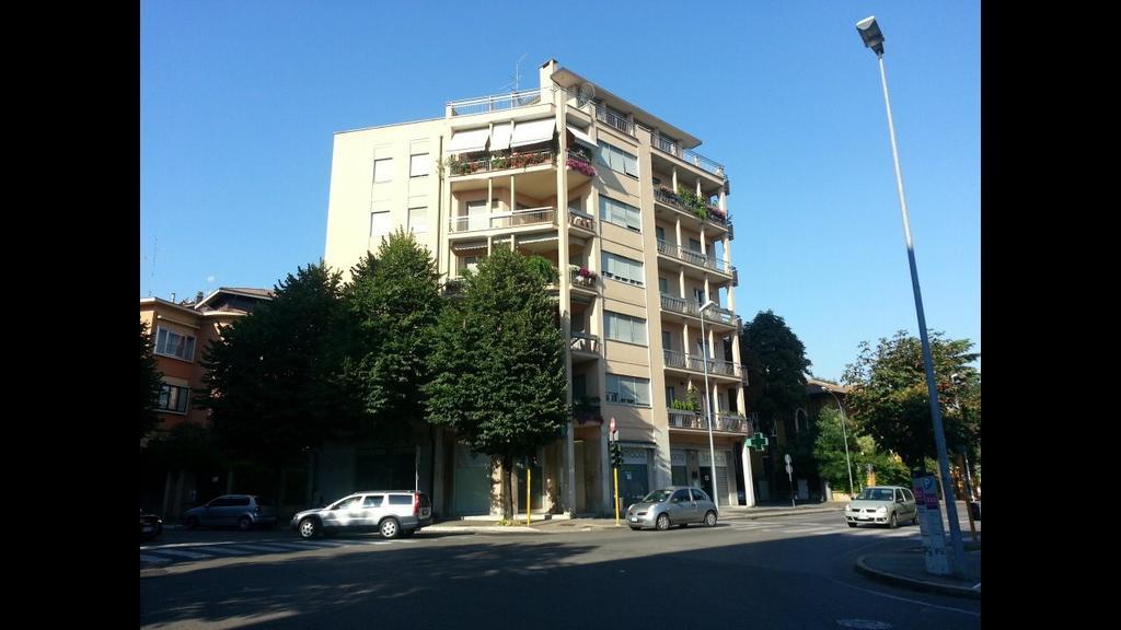 Ai Giardini Rooms -Vicino Ospedale Borgo Trento E Centro Storico เวโรนา ภายนอก รูปภาพ