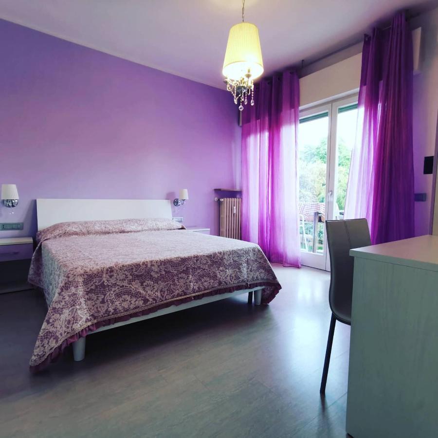 Ai Giardini Rooms -Vicino Ospedale Borgo Trento E Centro Storico เวโรนา ภายนอก รูปภาพ